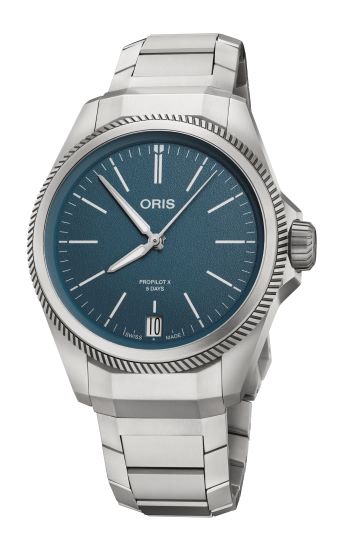 Stainless steel luxury men's watch with blue dial and date display