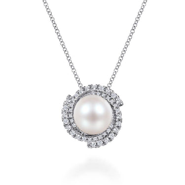 White gold necklace with round pearl pendant surrounded by a diamond halo